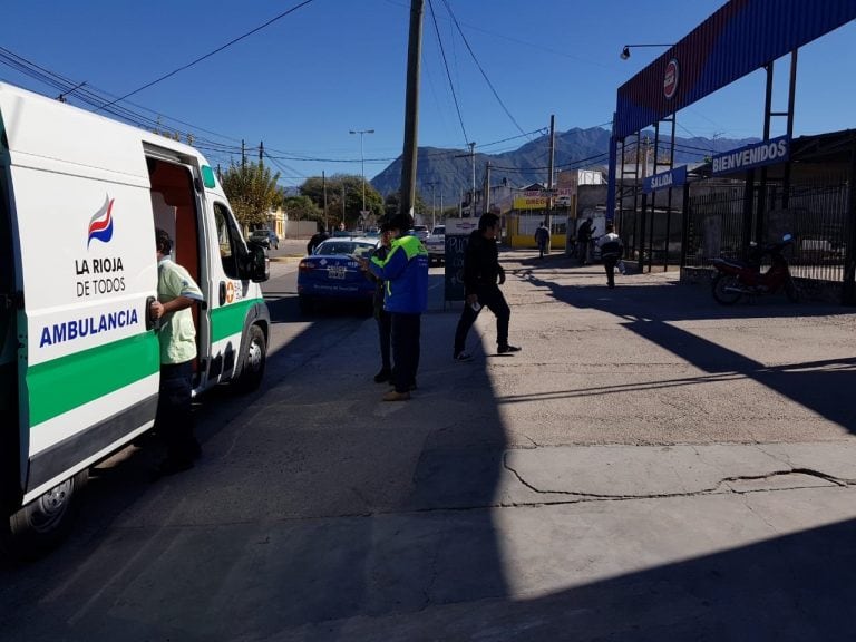 No hubo heridos y la policia informo que se están realizando un operativo de rastrillaje para dar con los delincuentes, que huyeron por San Francisco hacia la zona oeste.