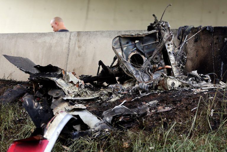 Así quedó el helicóptero en el que viajaba Boechat. (AP)