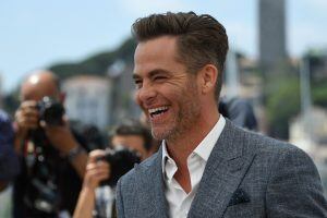 US actor Chris Pine poses on May 16, 2016 during a photocall for the film "Hell or High Water" at the 69th Cannes Film Festival in Cannes, southern France.  / AFP / ANNE-CHRISTINE POUJOULAT
 cannes francia Chris Pine festival internacional del cine de ca