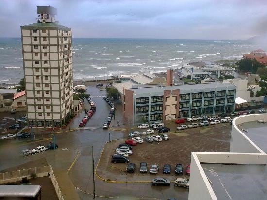 Imagen de Comodoro Rivadavia en un día de lloviznas como la que se esperan para esta noche.