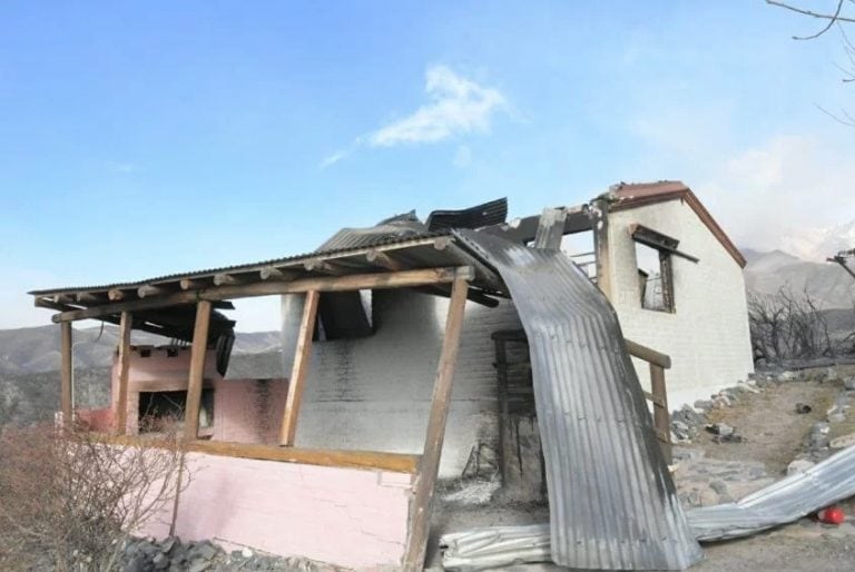 Destrucción por el zonda Potrerillos, Mendoza.