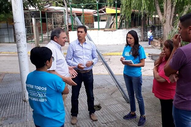 El ministro Sergio Tocalli en la zona de inundación (Prensa Gobierno de Córdoba).