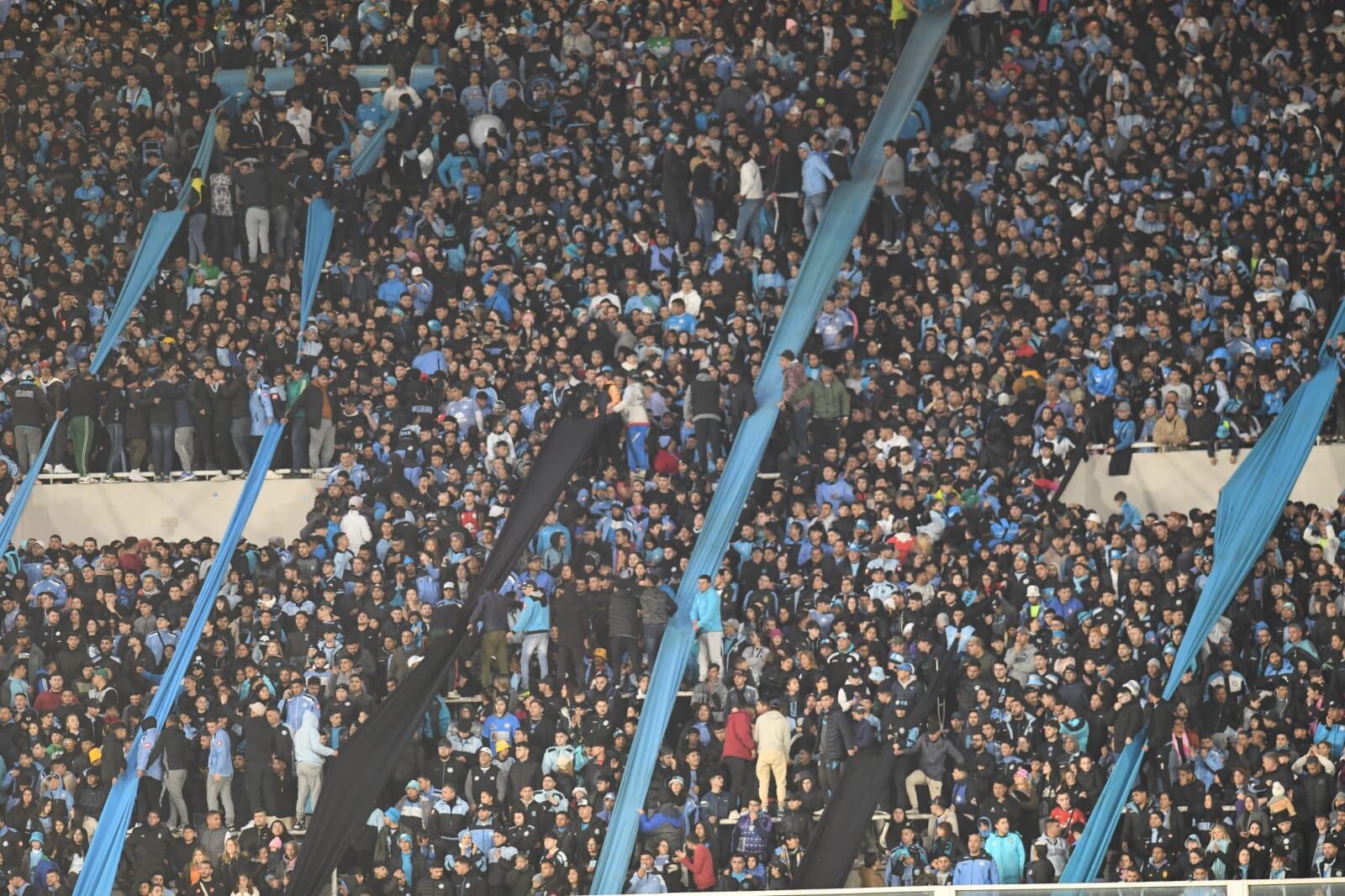 Belgrano enfrentó a Paranaense por los octavos de final de la Copa Sudamericana. (Facundo Luque / La Voz)