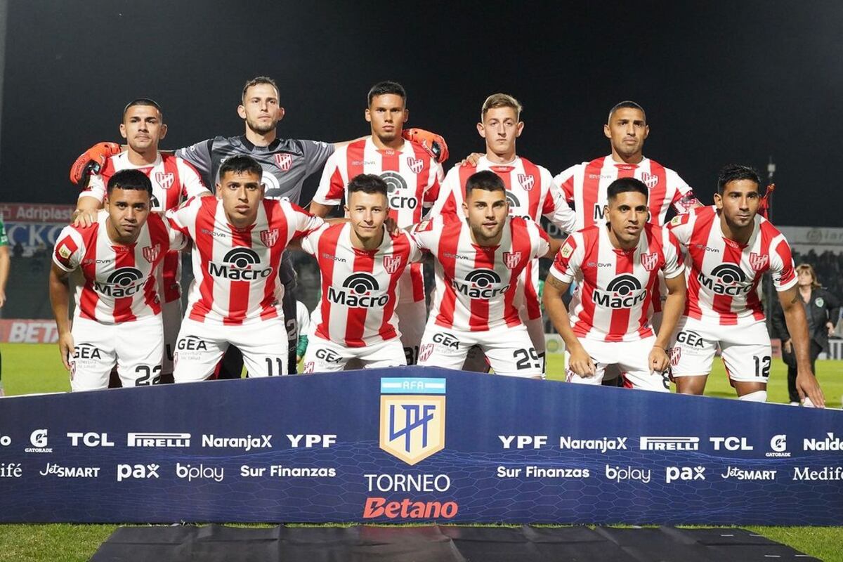 Instituto y un insólito error: el colectivo se olvidó de un jugador y el futbolista tuvo que tomarse un remis