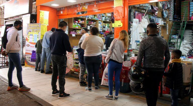 "En los mercados de Concentración y Abasto e 'Hipólito Yrigoyen', la situación es alarmante”, describió De Bedia.