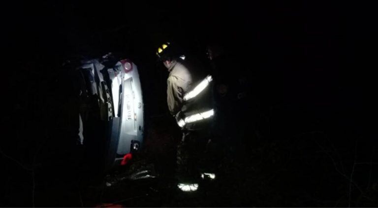 Accidente vial sobre Colectora