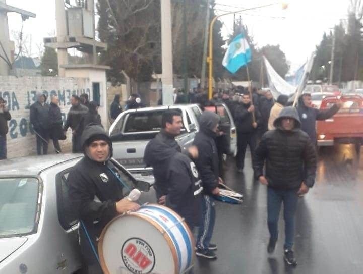 Sigue el paro del transporte urbano e interurbano en San Luis.