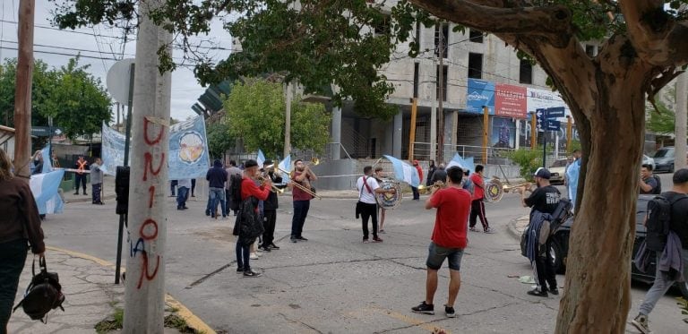 Manifestación en las calles de Carlos Paz