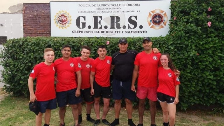 Bomberos de Arroyito durante la capacitacion del GERS