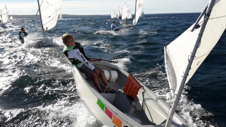 Escuela de Vela "Punta al Mar" presente en Puerto Madryn