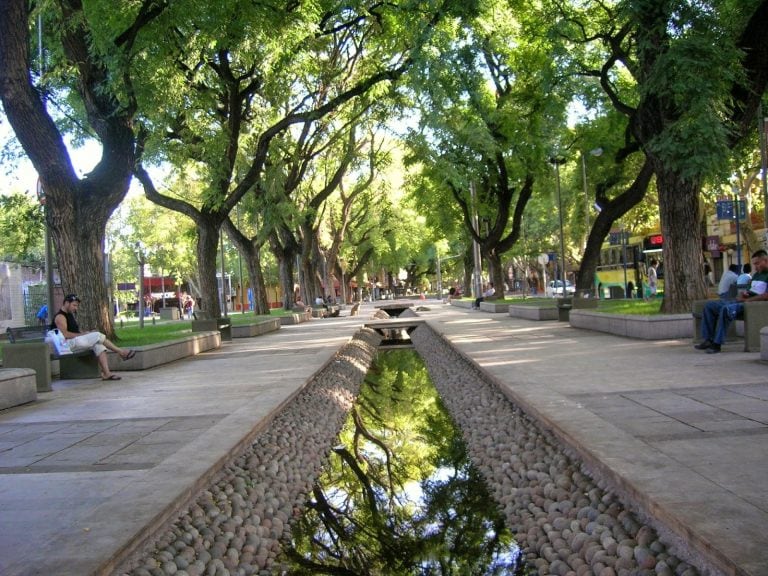 Alameda Mendoza