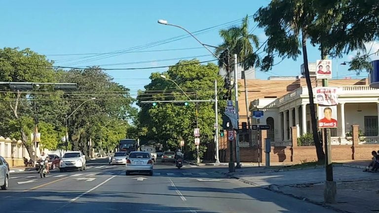 Avenida en Asunción, Paraguay (Web).