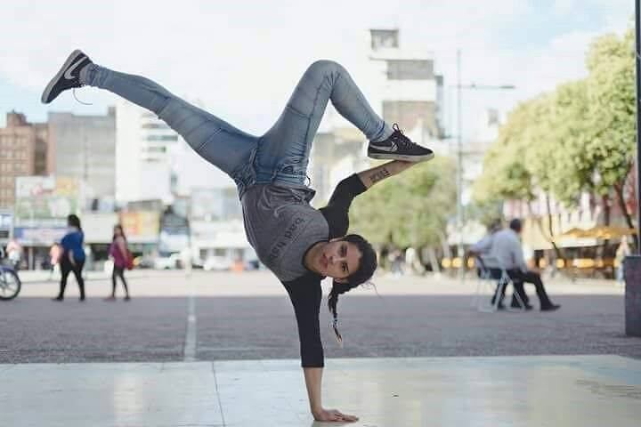 Serena Paredes fue preseleccionada para representar a Argentina en los Juegos Olímpicos de la Juventud en la disciplina Breakdance.