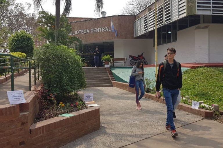 La Biblioteca Central de la UNNE fue creciendo de manera incesante durante estos 60 años de vida.