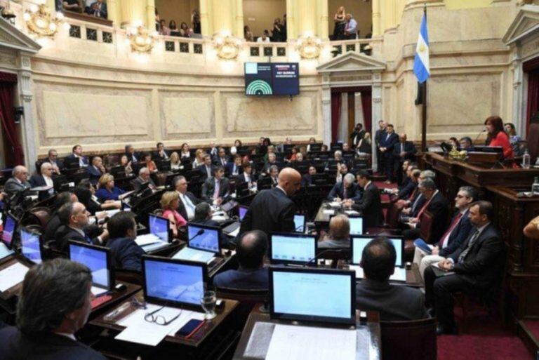 Senadores de Cambiemos donarán parte de sus dietas.