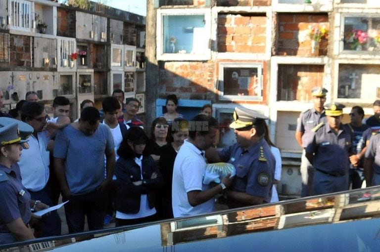 Producto del robo cayó al asfalto. Tras 19 días murió en agonía. Foto: Norte.