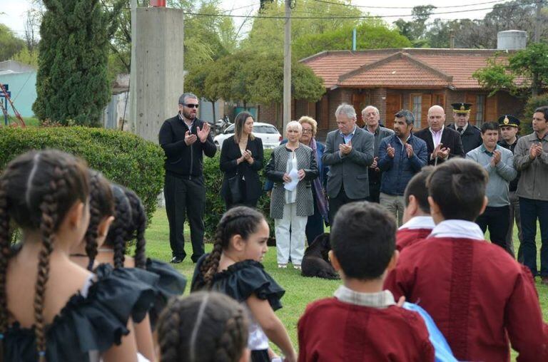 La escuela de danzas folclóricas “Patria Gaucha” presentó dos bailes (Vía Santa Rosa)