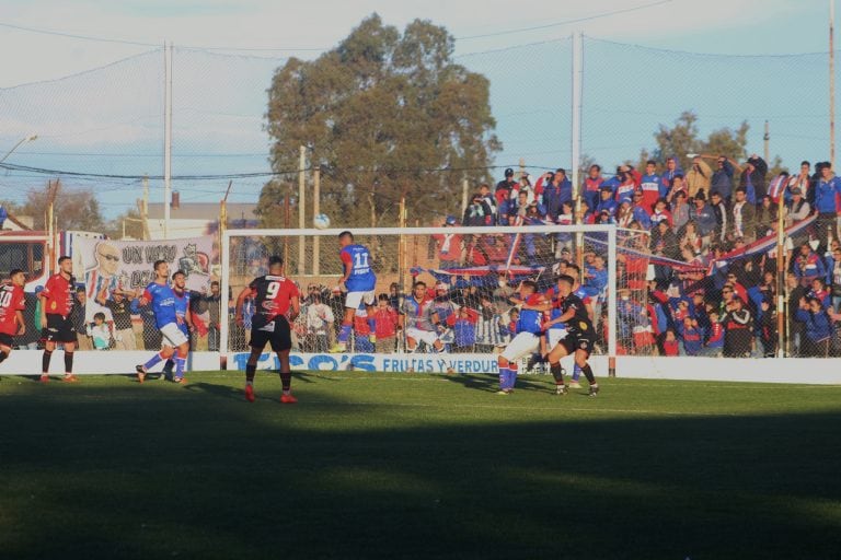 Sporting superó  Rosario por 1 a 0