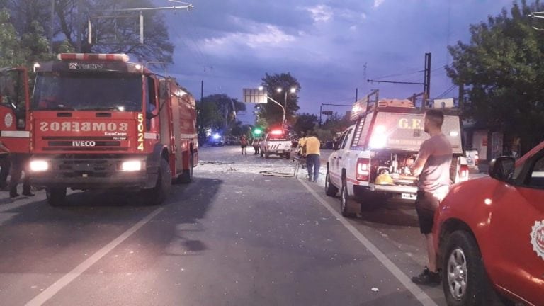 Galería de fotos explosión de una pizzería en avenida Fuerza Aérea al 1.800.