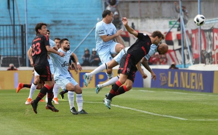 Newell's busca una alegría ante Atlético Tucumán