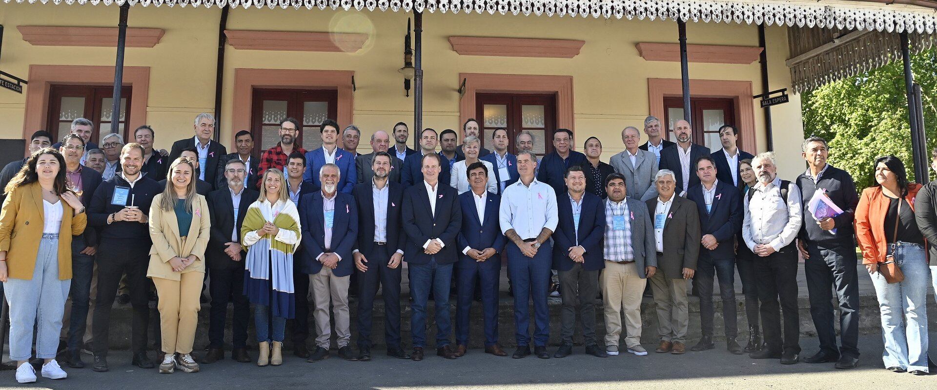 Lammens y Bordet en Gualeguaychú, junto a intendentes