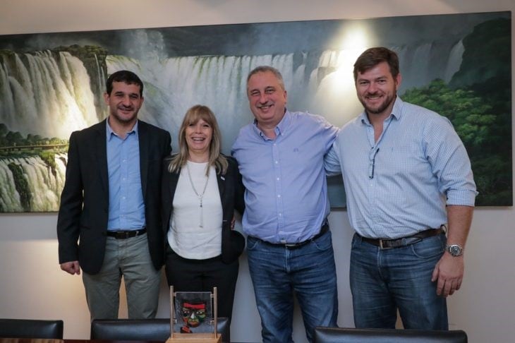 Hugo Passalacqua y Alicia Bohren firmaron un convenio para construir un nuevo edificio en la facultad de Ciencias Forestles.