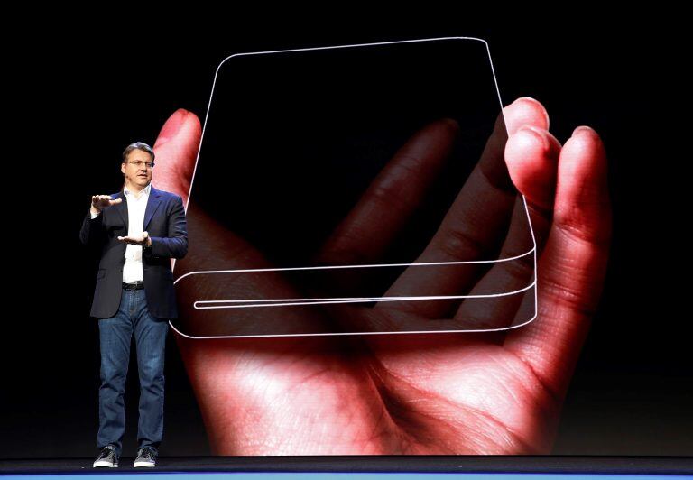 Justin Denison, de Samsung Electronics, presenta el nuevo producto. (Reuters)