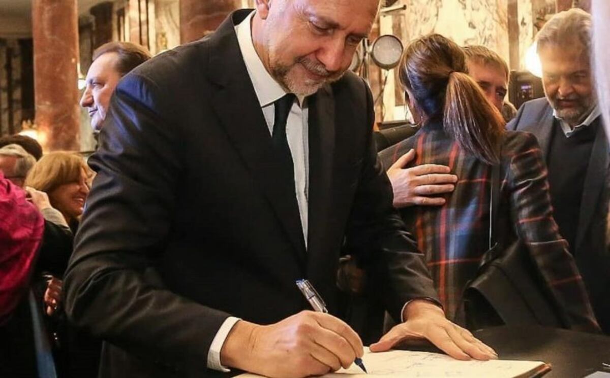 Perotti piensa eliminar ministerios y crear nuevas secretarías de Estado