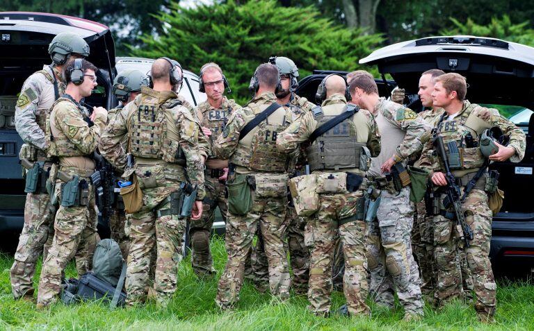 Agentes del FBI fueron al lugar donde se produjo el tiroteo. Foto: EFE.