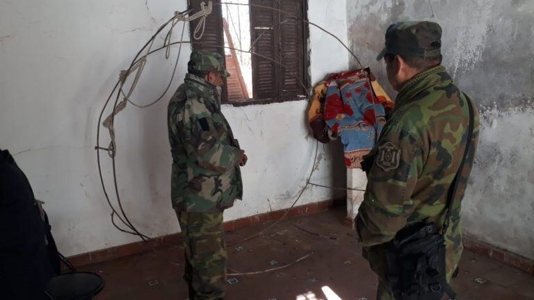 Dos hombres fueron detenidos por organizar riñas de gallos en Cerrillos. (Policía de Salta)