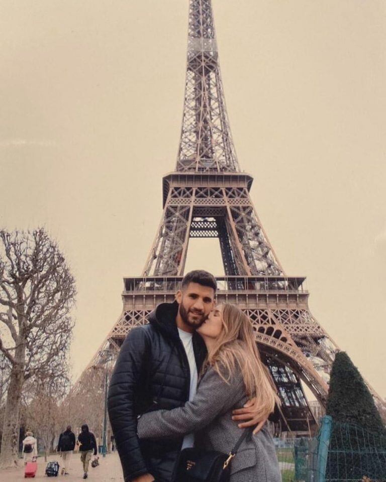 Mica Tinelli y Licha López en París.