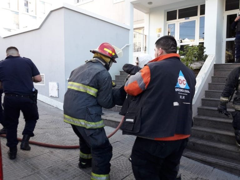 Bomberos acudió rápidamente al lugar.