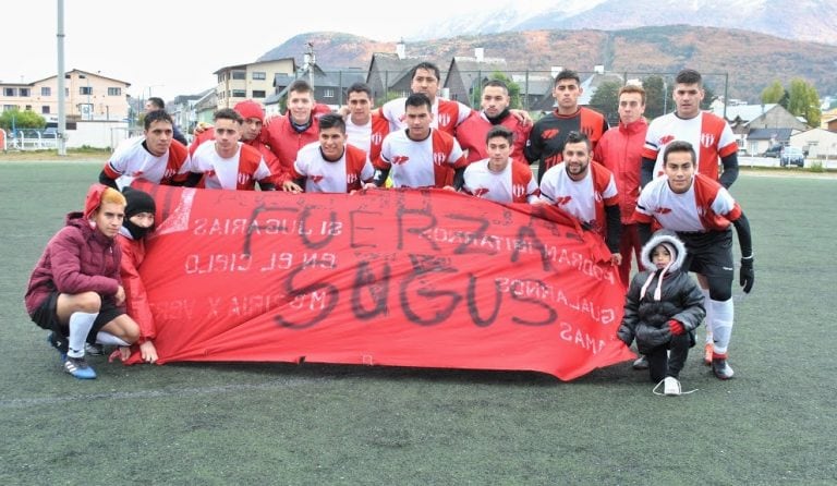 Plantel de Independiente de Puerto San Julián.