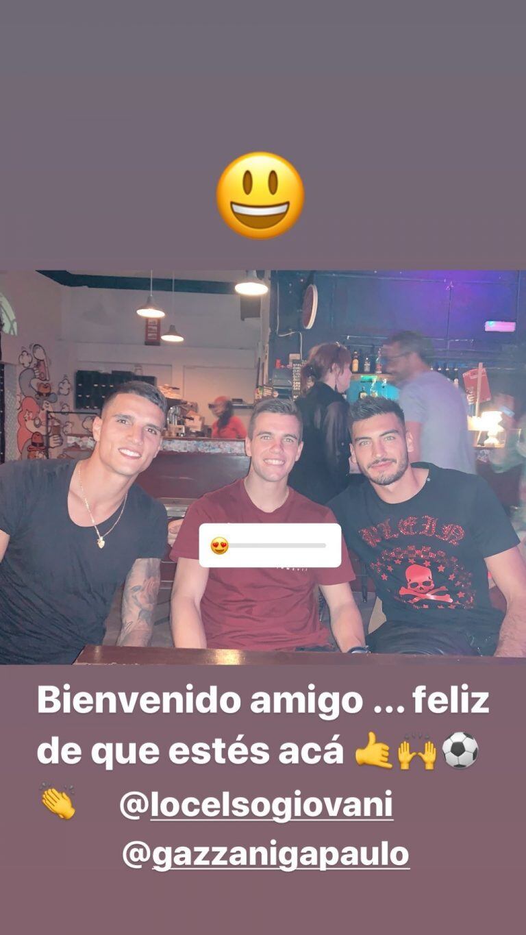 Los argentinos se juntaron después del choque ante el City y compartieron una foto. (@eriklamela)