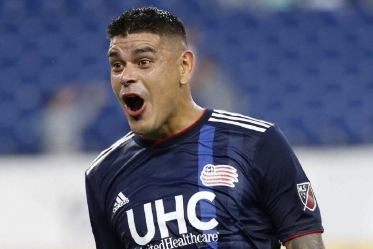 El entrerriano Gustavo Bou marcó un gol en el triunfo del New England Revolution por la MLS