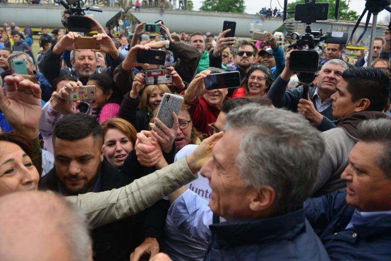 Mauricio Macri en la caravana del Sí se Puede en Córdoba.