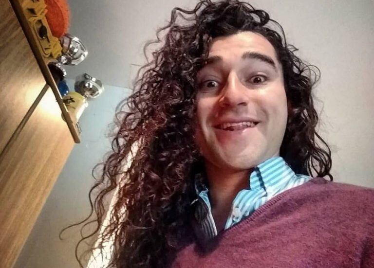 Leandro Nuñez, el profe que donará su cabello a una pequeña con problemas oncológicos de Malargüe.