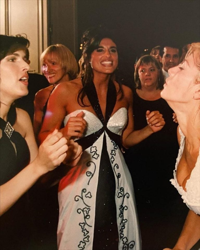 Las inéditas fotos del casamiento de Catherine Fulop y Ova Sabatini.