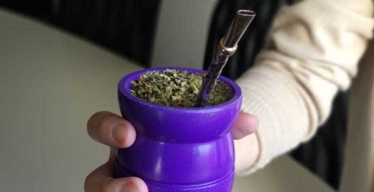 ANMAT prohibió una Yerba Mate