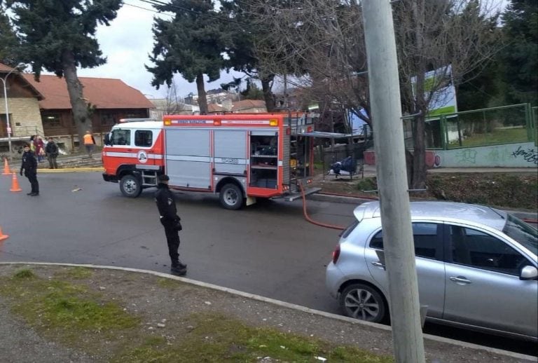 Los estudiantes podrían ir durante 2020 sin celulares a los colegios en Bariloche (web).