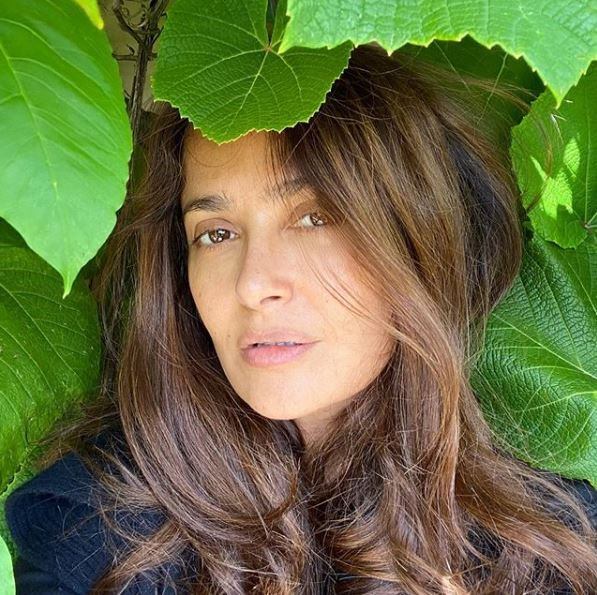 Salma Hayek sin filtro. (Instagram/@salmahayek)