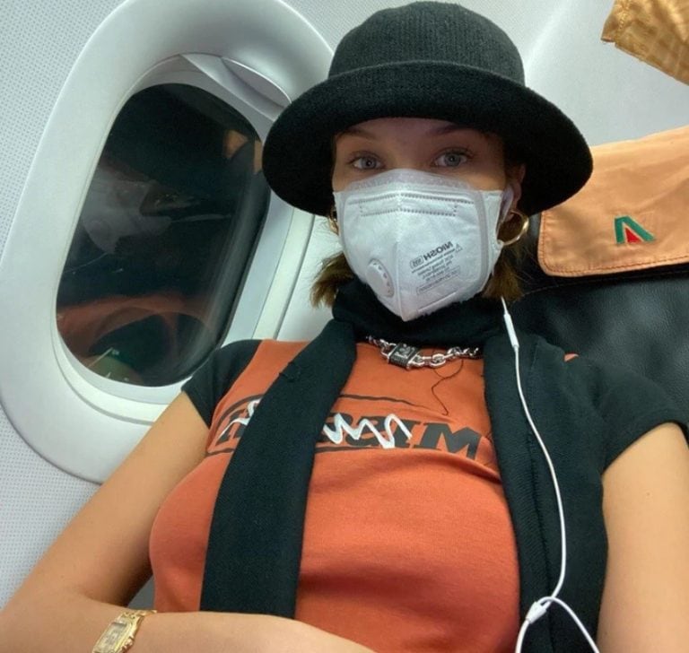 Bella Hadid, rumbo a Milán. (Web)