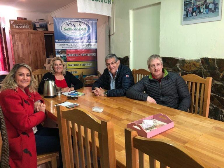 Reunión de Gobierno con Municipio de Tolhuin