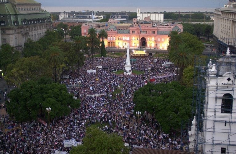 IMAGEN 24 DE MARZO 2001. Archivo Clarín - AP Photo/Daniel Luna