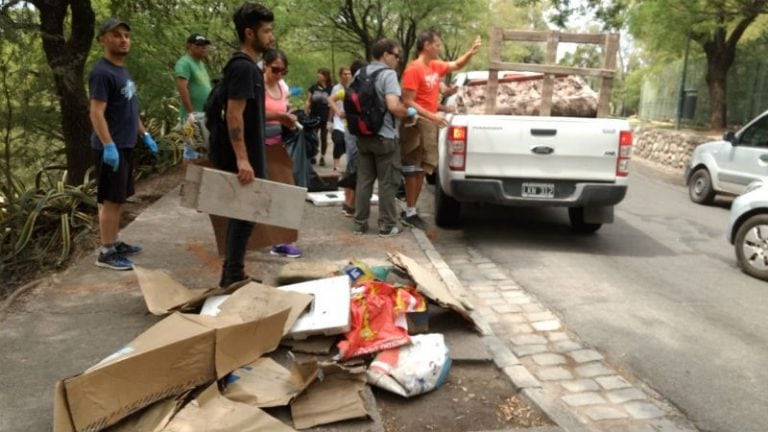 Primer Encuentro de Plogging en Córdoba.