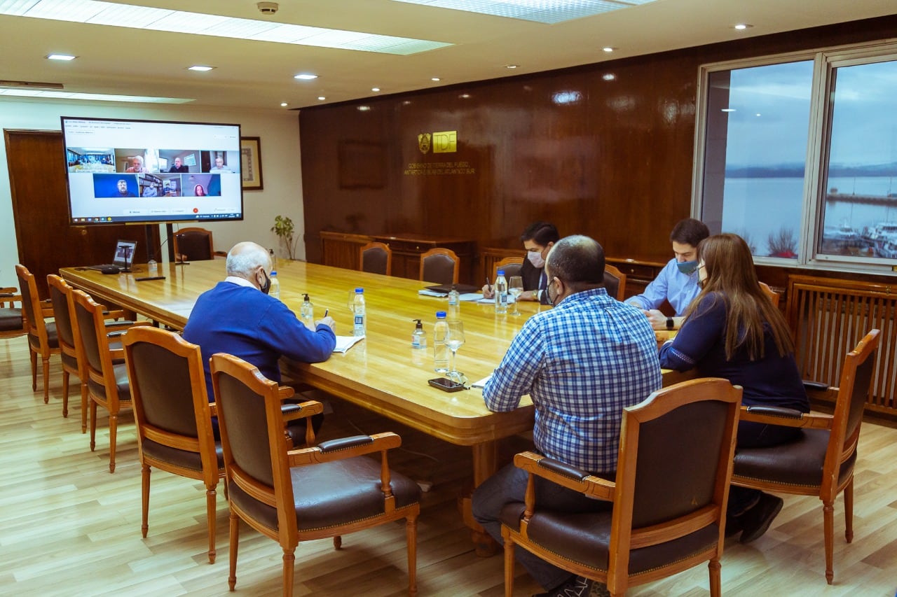 Reunión para la creación de protocolo de acción ante incontingencias energéticas