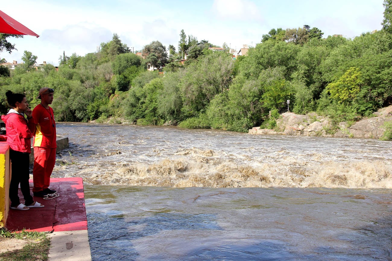 Crecida del Río San Antonio (La Voz)