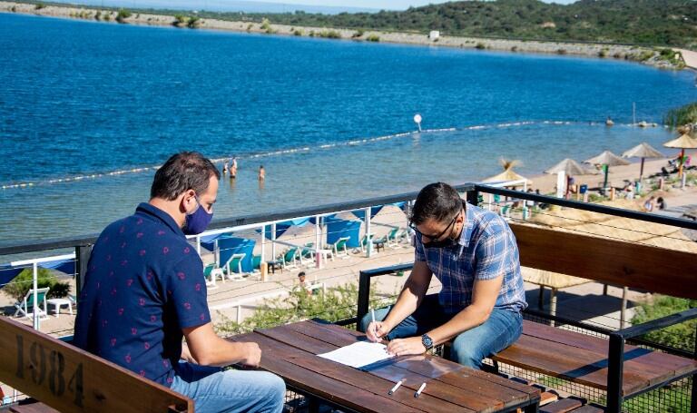 Nueva playa en el perilago del Piscu Yaco en San Luis.