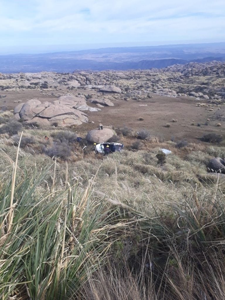 Caída de vehículo en Altas Cumbres