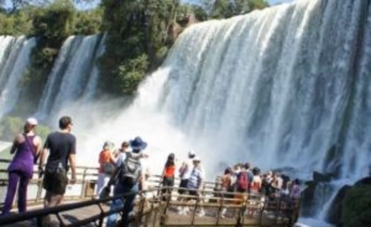 Presentan un proyecto para mejoras en Cataratas por 90 millones de pesos